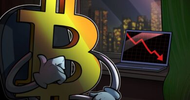 Bitcoin is at ‘pivotal level’ as $65K downside risk looms: Analyst
